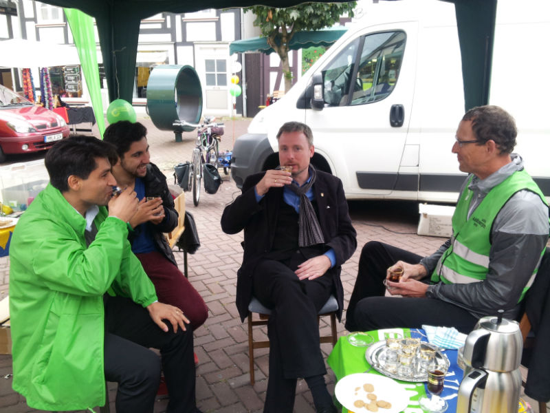 Dirk Weissleder zum Tee bei den Grünen in Barsinghausen