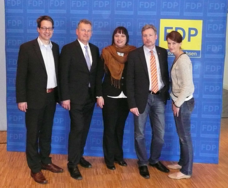 Die Mitglieder des Landesvorstandes aus dem Bezirksverband Hannover-Hildesheim (v.l.n.r.): Dr. Stefan Birkner (Landesvorsitzender), Heiner Werner, Sylvia Bruns MdL, Dirk Weissleder, Dr. Petra Enß (stellv. Landesvorsitzende)